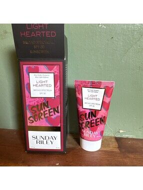 NEW NIB Sunday Riley Light Hearted Broad Spectrum SPF 30 Expired